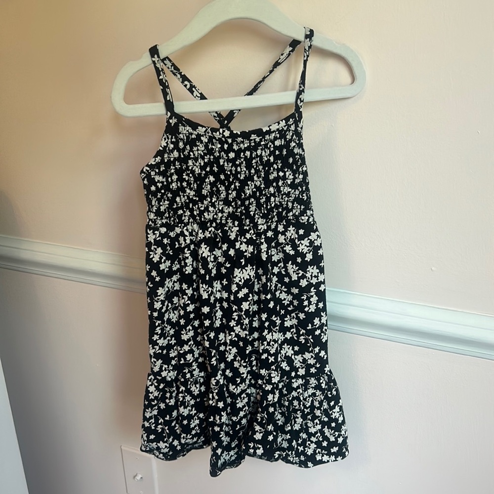 Girls black and white dress